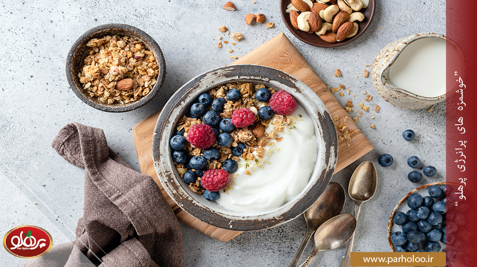 ماست یونانس گزینه جایگزین برای ارده در رژیم غذایی | پرهلو ماست یونانی یکی از مواد غذایی همه کاره برای جایگزینی ارده است | پرهلو